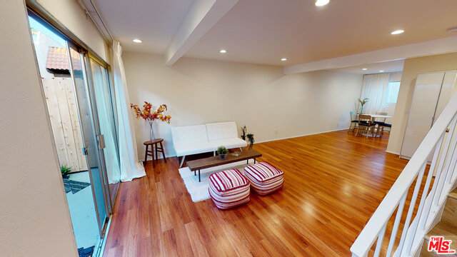 719 Eucalyptus Ave - Photo 1