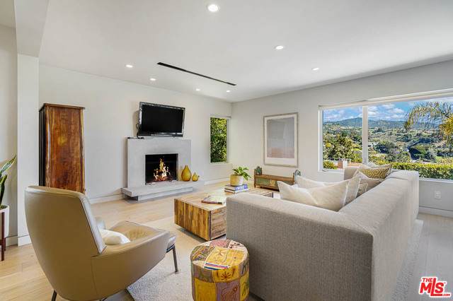17501 Tramonto Dr - Photo 1