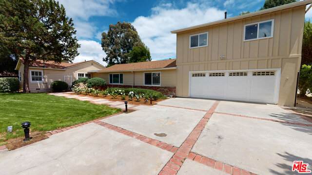 5430 Woodlake Ave - Photo 1