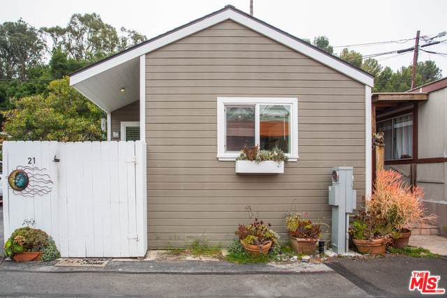 21 Paradise Cove Rd - Photo 1