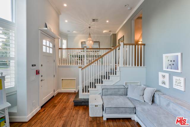 5700 Seawalk Drive - Photo 1