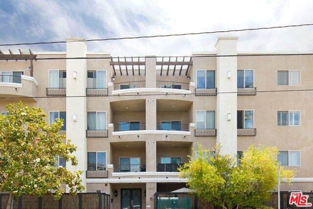 1410 Curson Ave - Photo 1