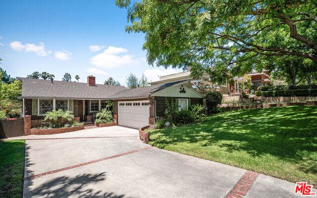 3647 Mountain View Ave - Photo 1