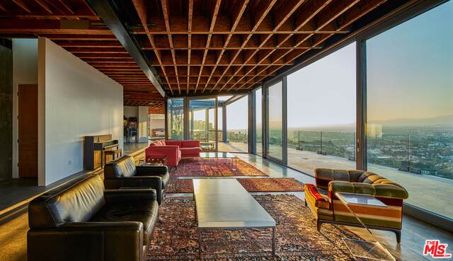7711 Mulholland Drive - Photo 1