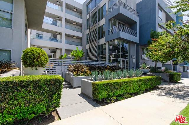 1730 Sawtelle Blvd - Photo 1