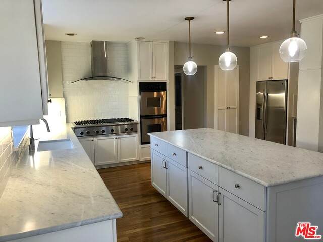 704 Georgina Ave - Photo 1