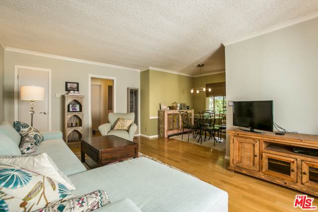 1929 Tamarind Ave - Photo 1