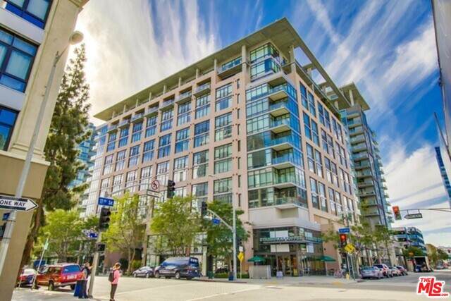 1111 Grand Ave - Photo 1