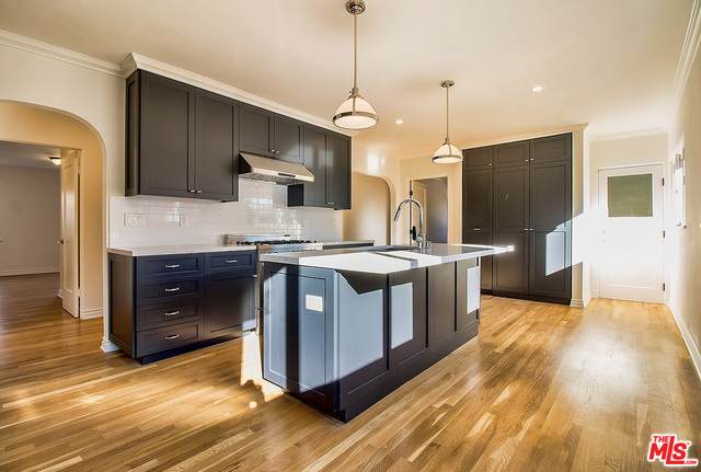 450 Orange Dr - Photo 1