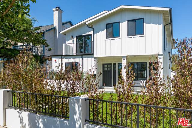 3524 Redwood Ave - Photo 1