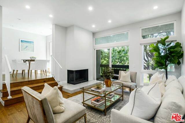 1710 Palisades Dr - Photo 1