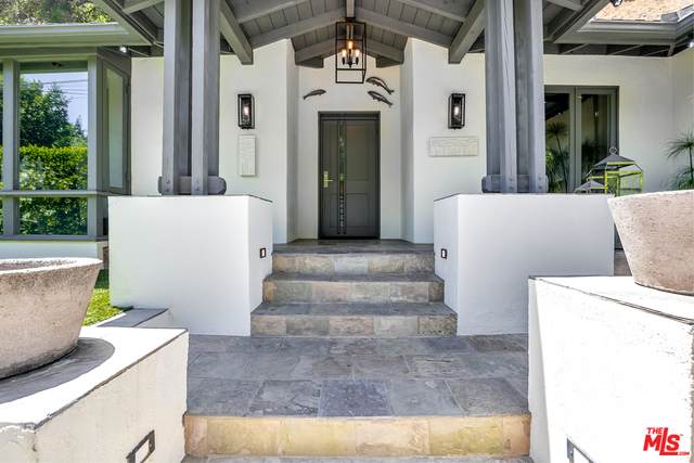 1847 Beverly Dr - Photo 1