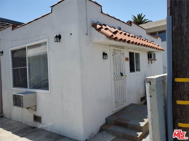 1419-1415 Centinela Ave - Photo 1