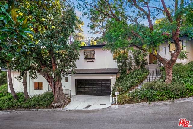 2121 El Roble Ln - Photo 1