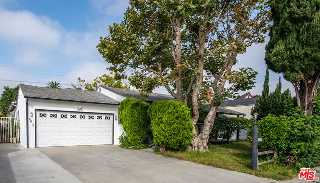 8815 Croydon Ave - Photo 1