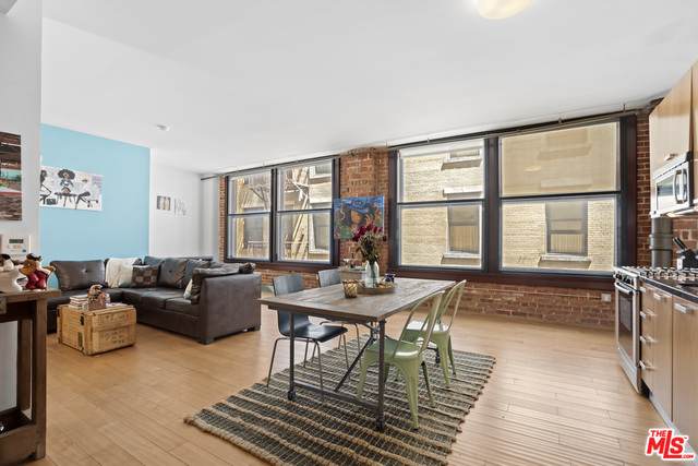 460 Spring St - Photo 1