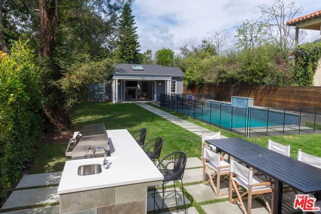 791 Radcliffe Ave - Photo 1