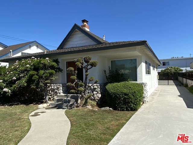 1549 162nd St - Photo 1
