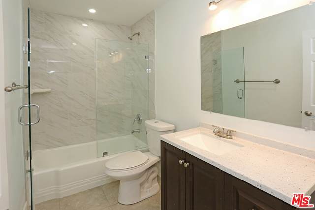 255 Union Ave - Photo 1