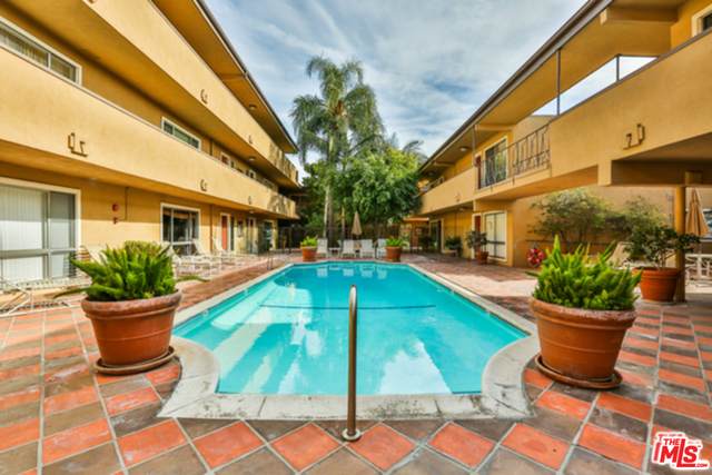 970 Palm Ave - Photo 1