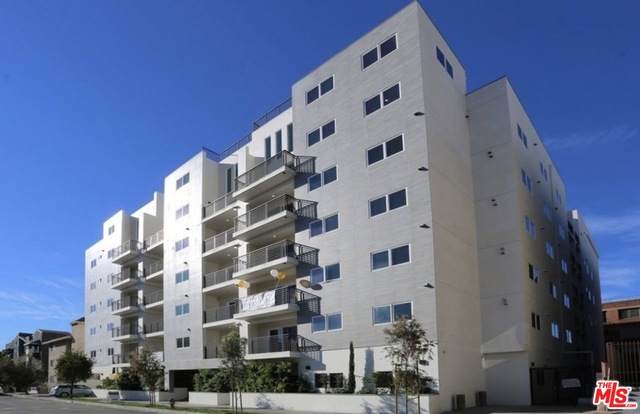 837 Harvard - Photo 1