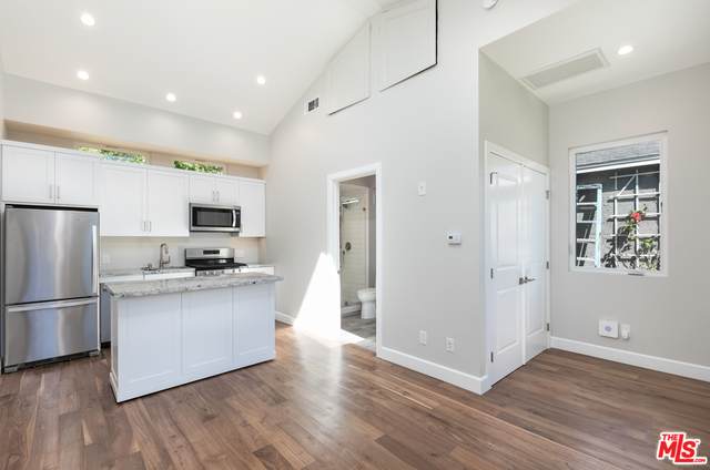 7851 Airlane Ave - Photo 1