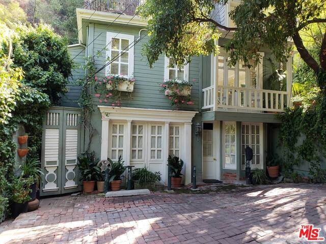 6166 Glen Holly St - Photo 1