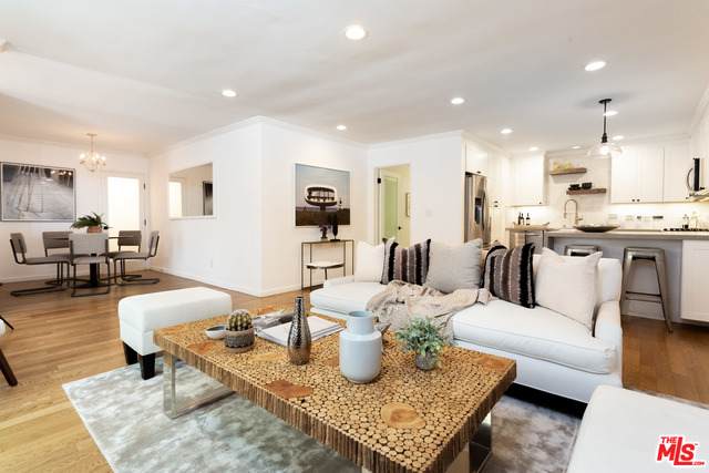 1037 18th St - Photo 1