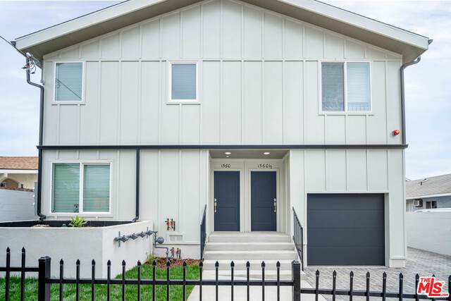 1560 Ricardo St - Photo 1