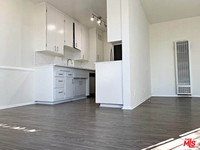 4847 Slauson Ave - Photo 1