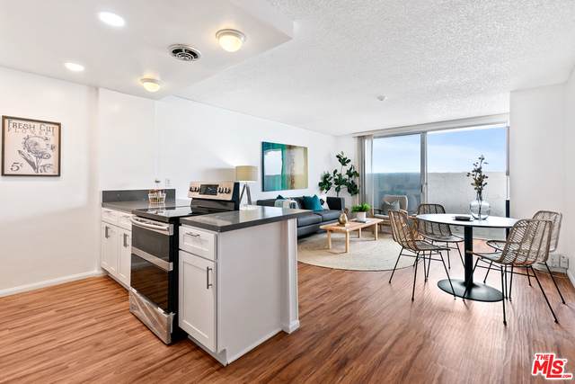 615 Esplanade - Photo 1