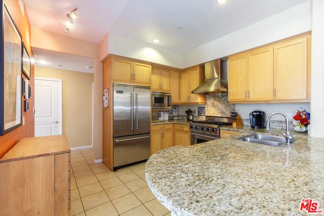4050 Glencoe Ave - Photo 1