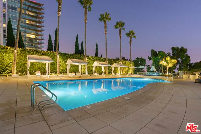 13700 Marina Pointe Dr - Photo 1