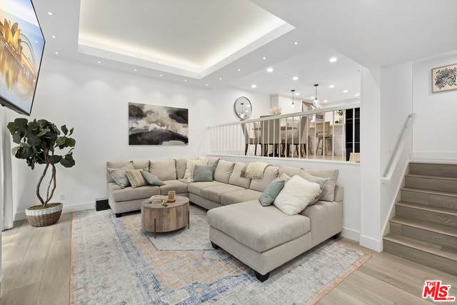 4734 La Villa Marina - Photo 1