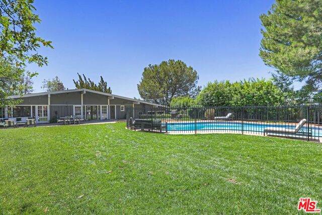 503 Devonwood Rd - Photo 1