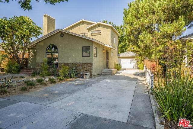 4342 Globe Ave - Photo 1