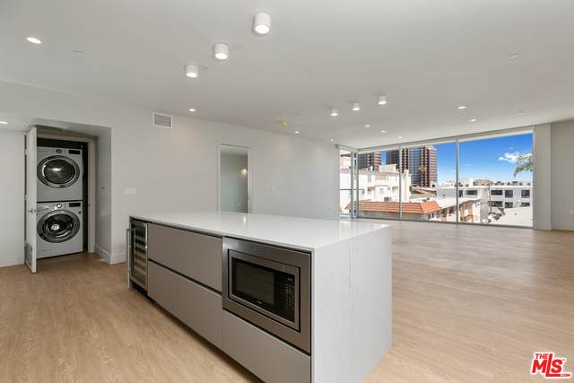11837 Mayfield Ave - Photo 1
