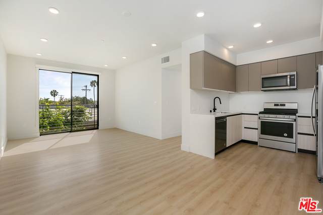3675 Dunn Dr - Photo 1