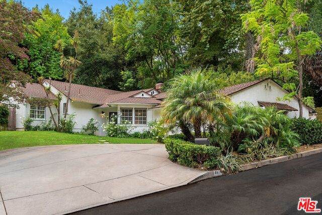8418 Lookout Mountain Ave - Photo 1