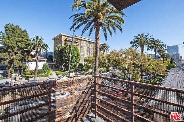 321 Occidental Blvd - Photo 1