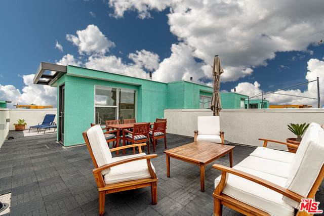 634 Port Dr - Photo 1