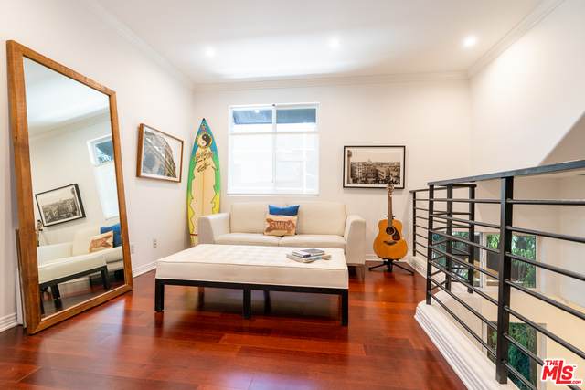 1153 Formosa Ave - Photo 1