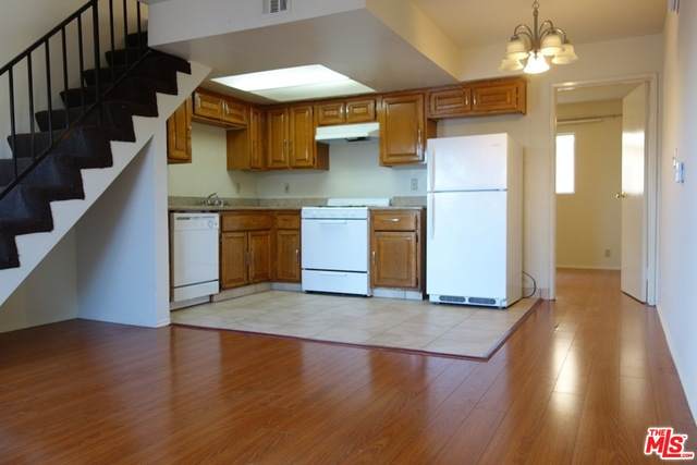 4521 Prospect Ave - Photo 1