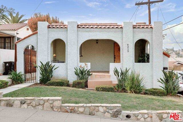 6215 Outlook Ave - Photo 1