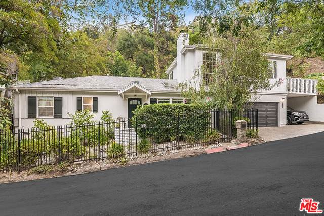 8524 Appian Way - Photo 1
