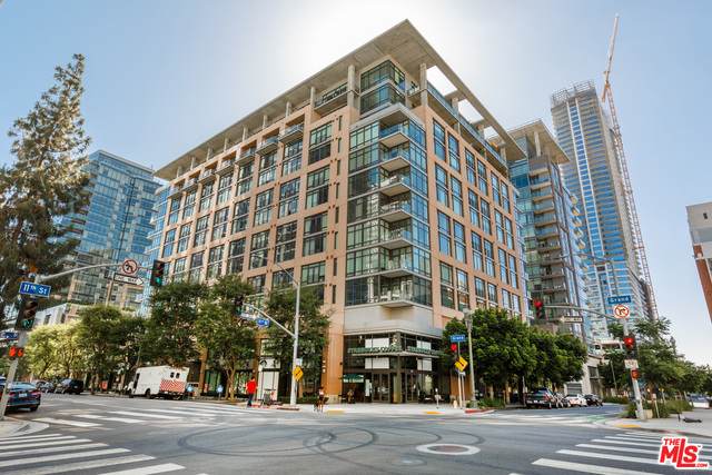1111 Grand Ave - Photo 1