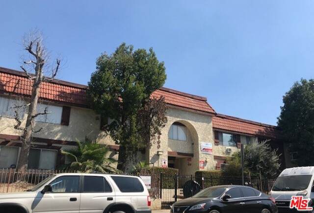 8800 Cedros Ave - Photo 1
