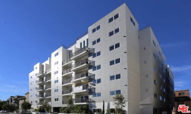 837 Harvard - Photo 1