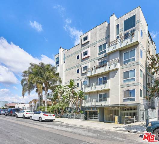 1036 Serrano Ave - Photo 1