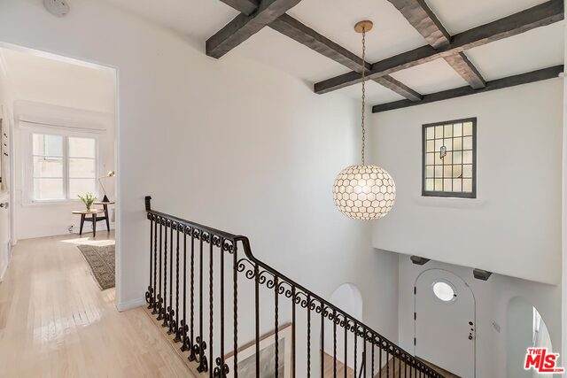 332 Citrus Ave - Photo 1